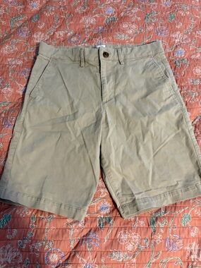 GAP Men's Khaki Shorts